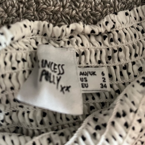 Princess Polly white ruffle hearts skirt - Picture 2 of 2